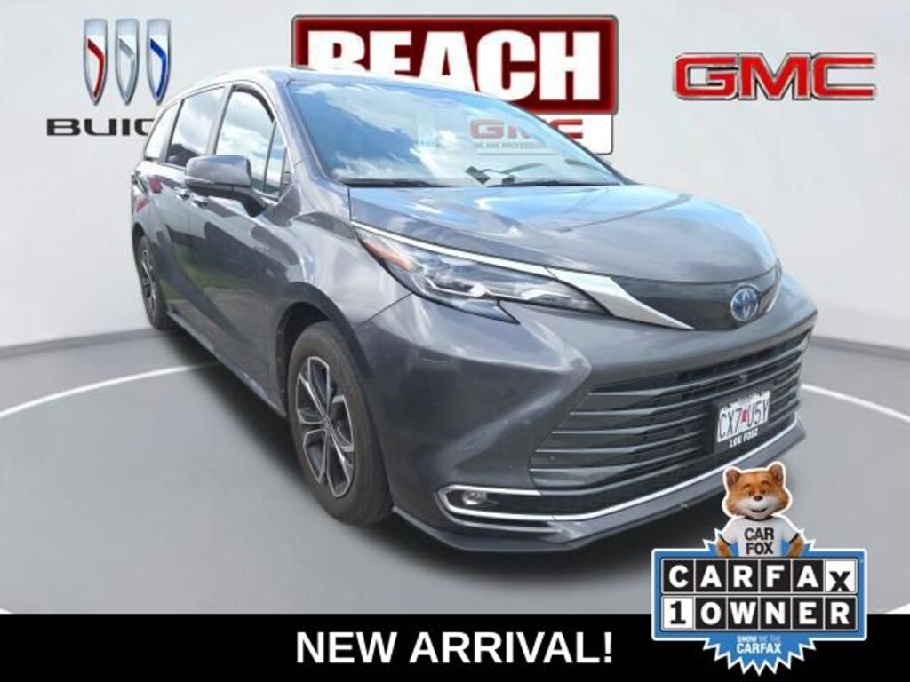 Used 2025 Toyota Sienna Platinum 7 Passenger Van Passenger Van