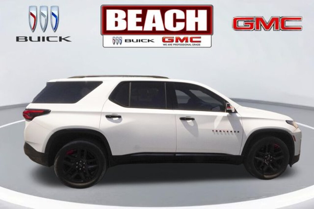 Used 2023 Chevrolet Traverse Premier SUV