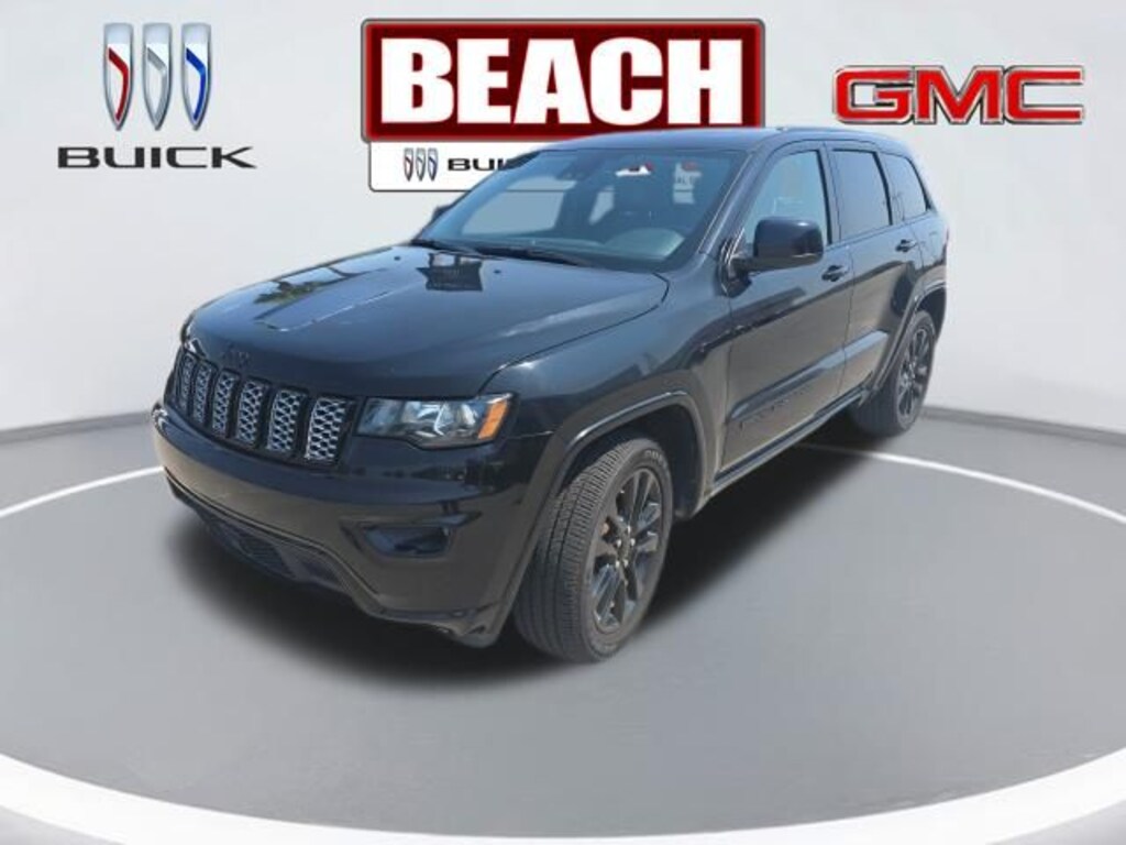 Used 2020 Jeep Grand Cherokee Laredo SUV