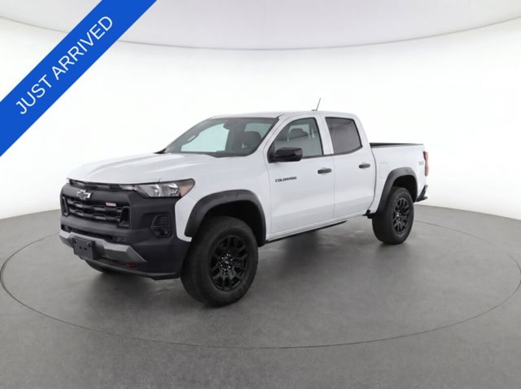 Used 2024 Chevrolet Colorado Trail Boss Truck Crew Cab