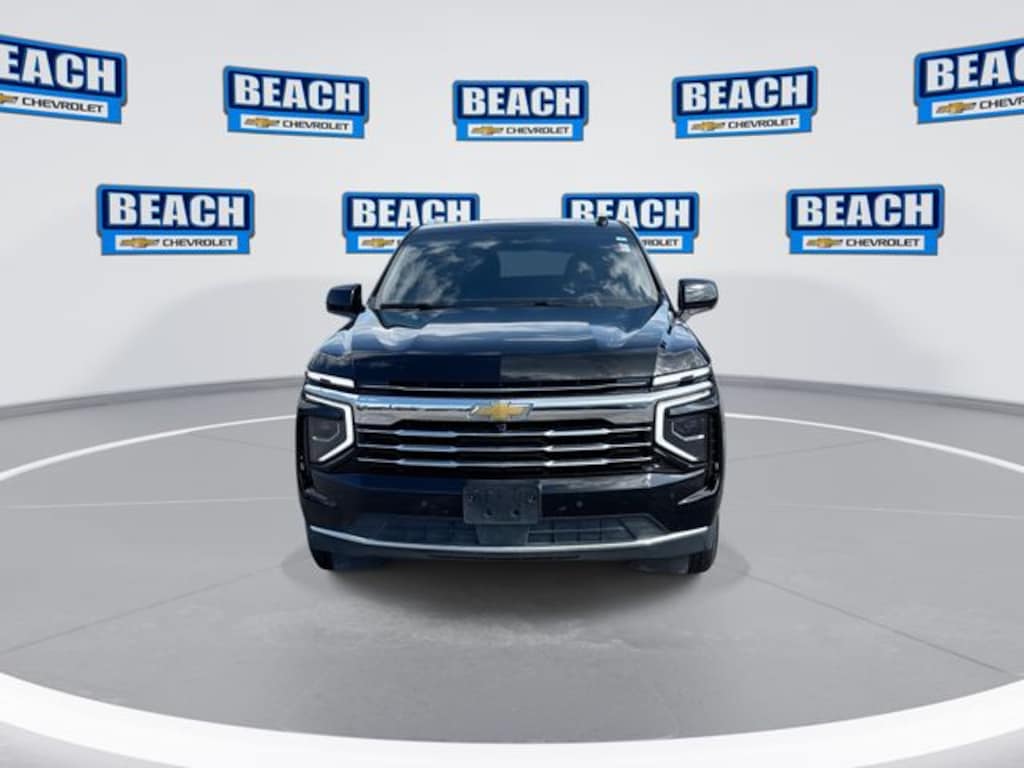 Used 2025 Chevrolet Suburban LT SUV