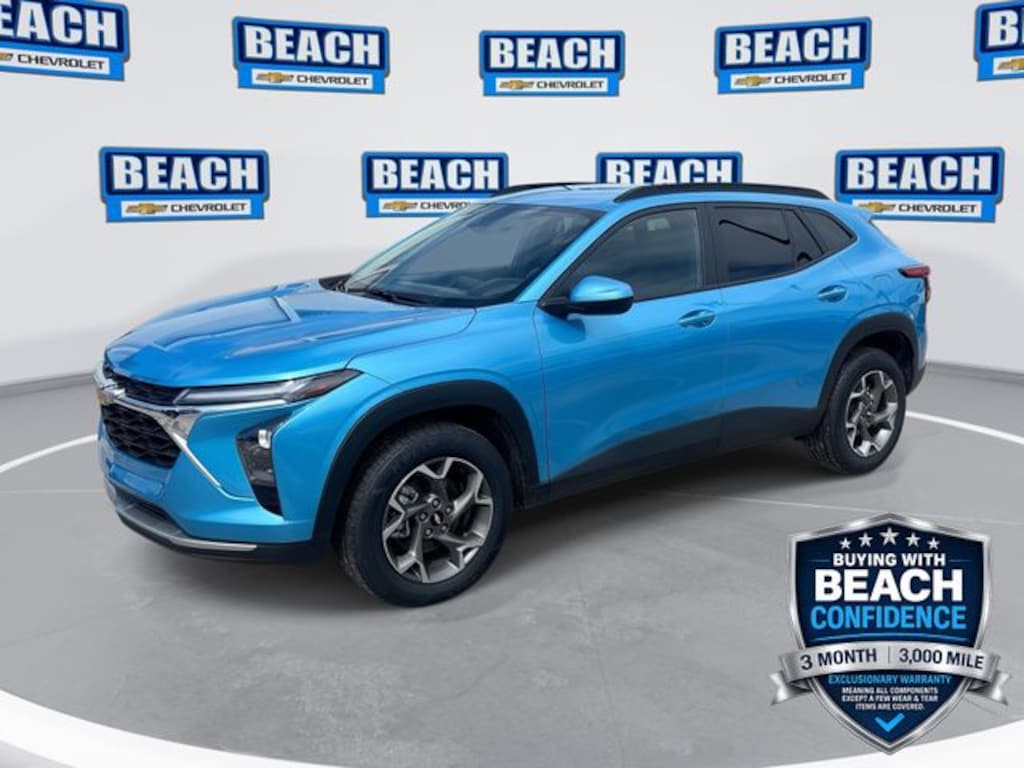 Used 2025 Chevrolet Trax LT SUV