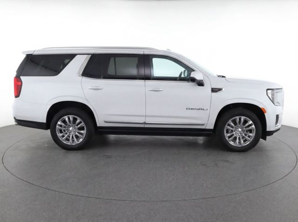 Used 2025 GMC Yukon XL Denali SUV