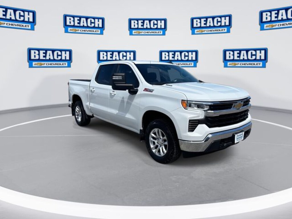Used 2022 Chevrolet Silverado 1500 LT w/1LT Truck Crew Cab