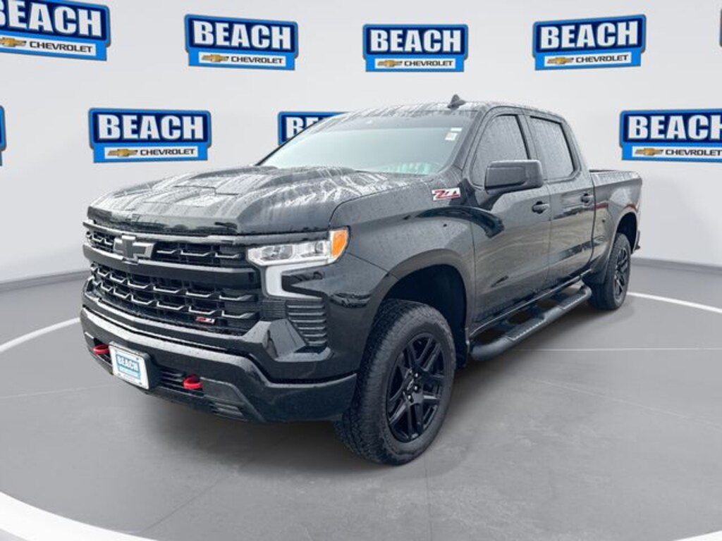 Used 2025 Chevrolet Silverado 1500 LT Trail Boss Truck Crew Cab