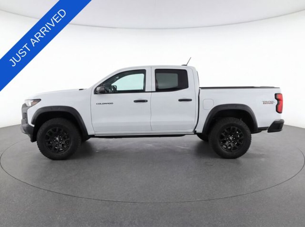 Used 2024 Chevrolet Colorado Trail Boss Truck Crew Cab