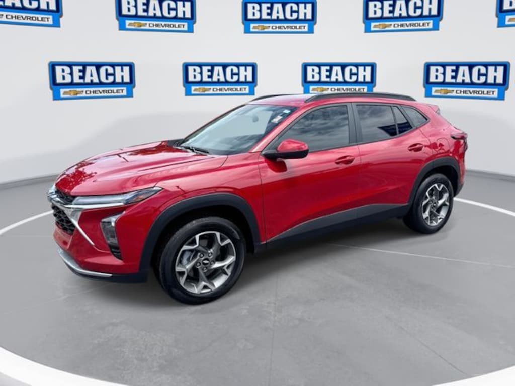 Used 2026 Chevrolet Trax LT SUV