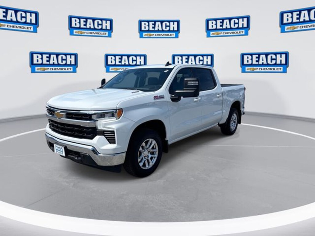 Used 2022 Chevrolet Silverado 1500 LT w/1LT Truck Crew Cab