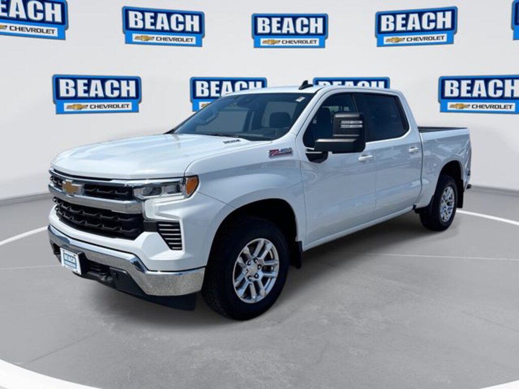 Used 2022 Chevrolet Silverado 1500 LT w/1LT Truck Crew Cab