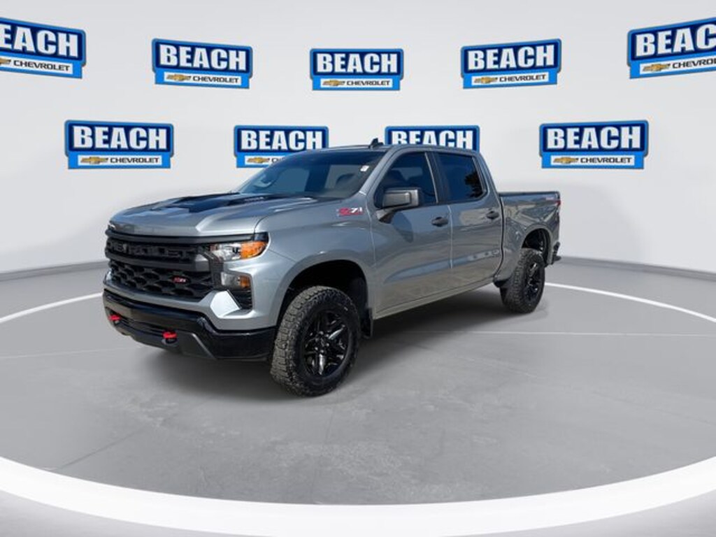 Used 2025 Chevrolet Silverado 1500 Custom Trail Boss Truck Crew Cab