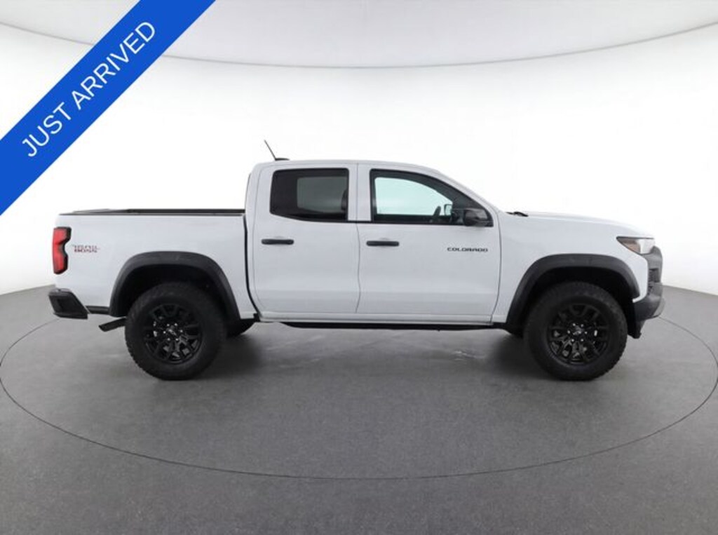 Used 2024 Chevrolet Colorado Trail Boss Truck Crew Cab