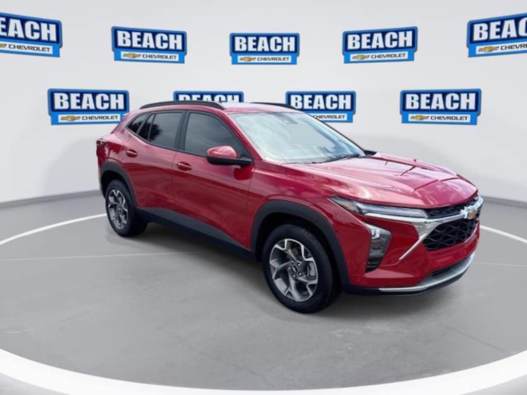 Used 2026 Chevrolet Trax LT SUV