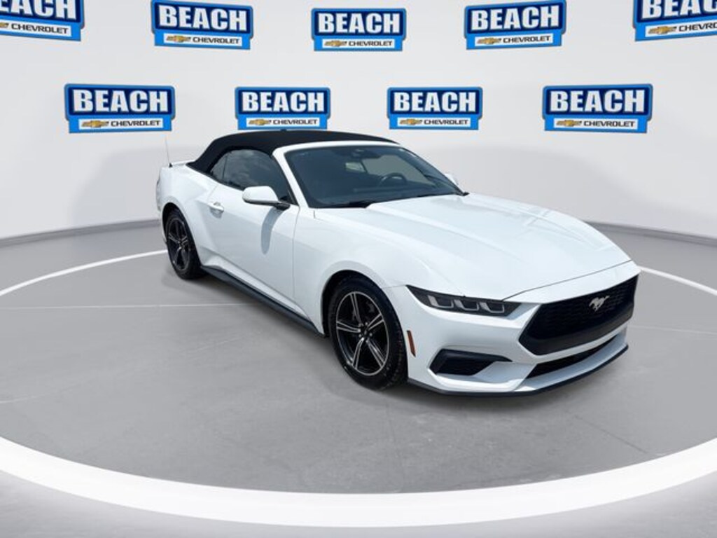 Used 2025 Ford Mustang Convertible