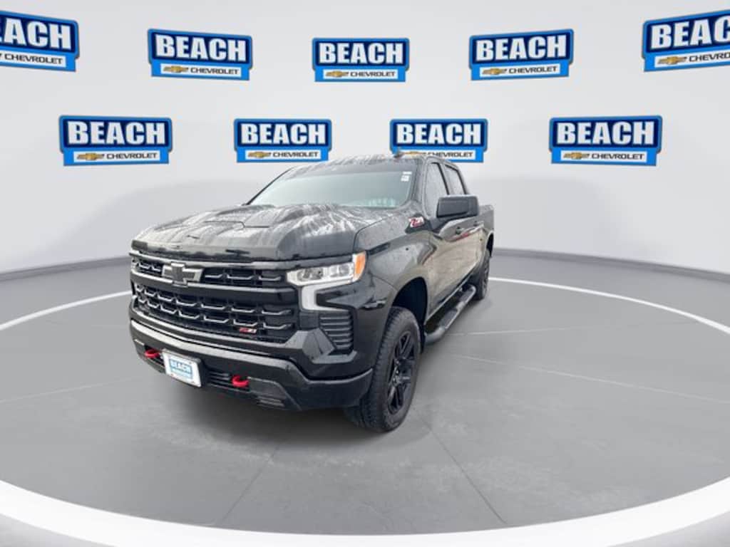 Used 2025 Chevrolet Silverado 1500 LT Trail Boss Truck Crew Cab