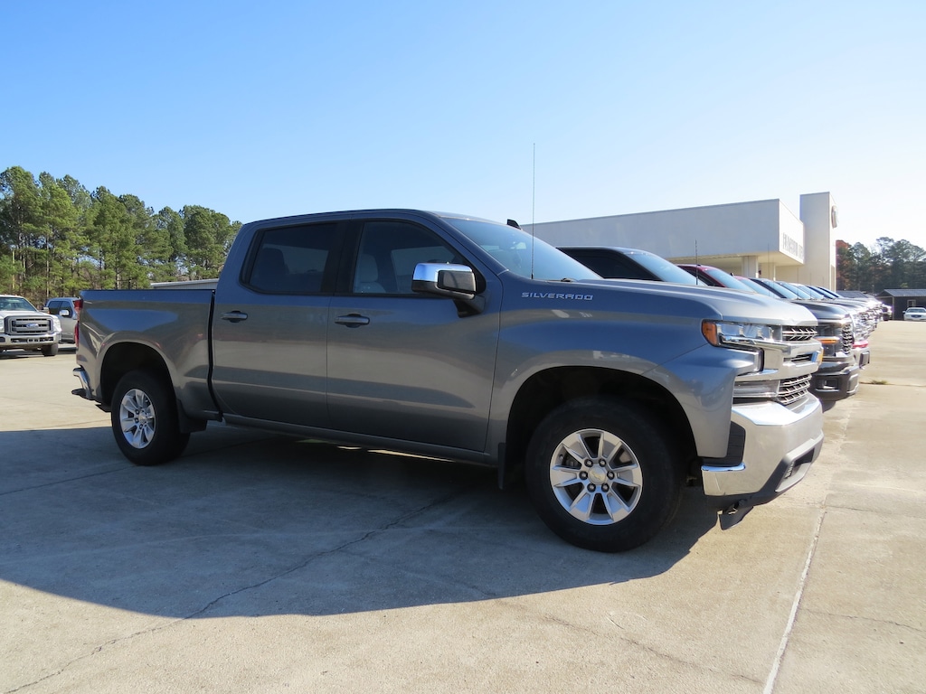 Used 2020 Chevrolet Silverado 1500 LT Truck Crew Cab