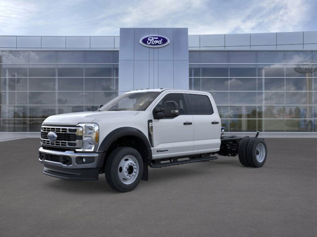 New 2026 Ford F-450 Chassis Truck Crew Cab