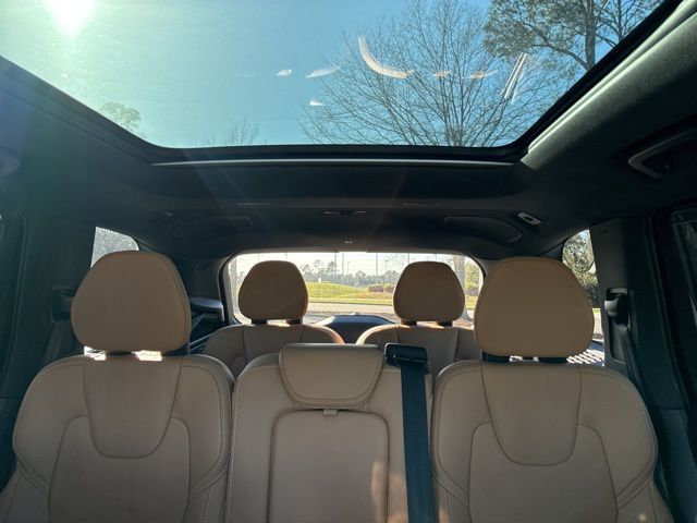 2025 Volvo XC90 Ultra - Photo 34