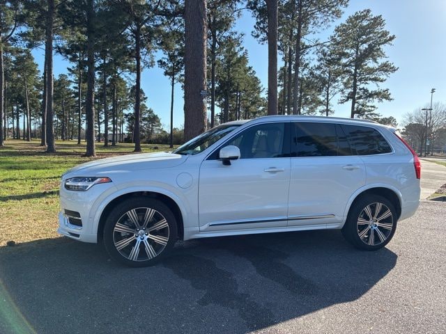 2025 Volvo XC90 plug-in hybrid T8 Ultra 7-Seater AWD SUV