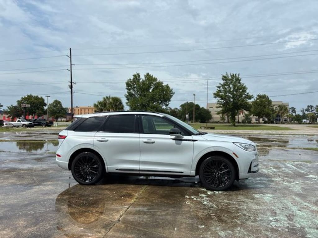Used 2025 Lincoln Corsair Grand Touring SUV