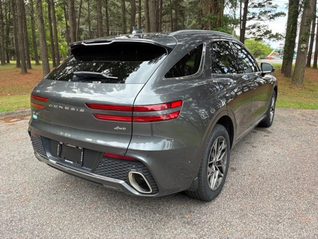 Used 2023 Genesis GV70 2.5T SUV