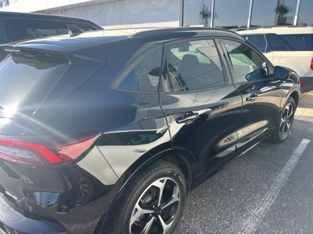 Used 2024 Ford Escape ST-Line Select SUV