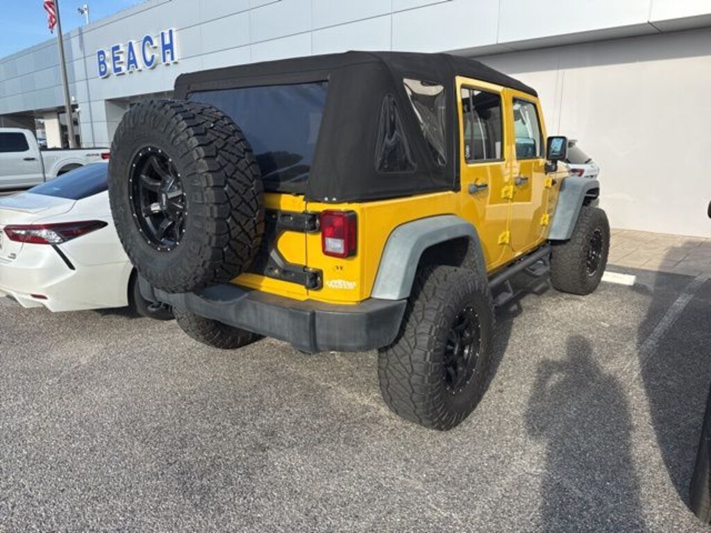 Used 2015 Jeep Wrangler Unlimited Sport 4x4 SUV