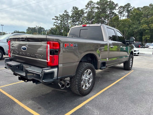 Used 2023 Ford F-250 Lariat Truck Crew Cab