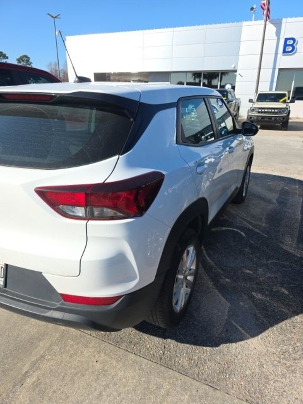 Used 2023 Chevrolet Trailblazer LS SUV