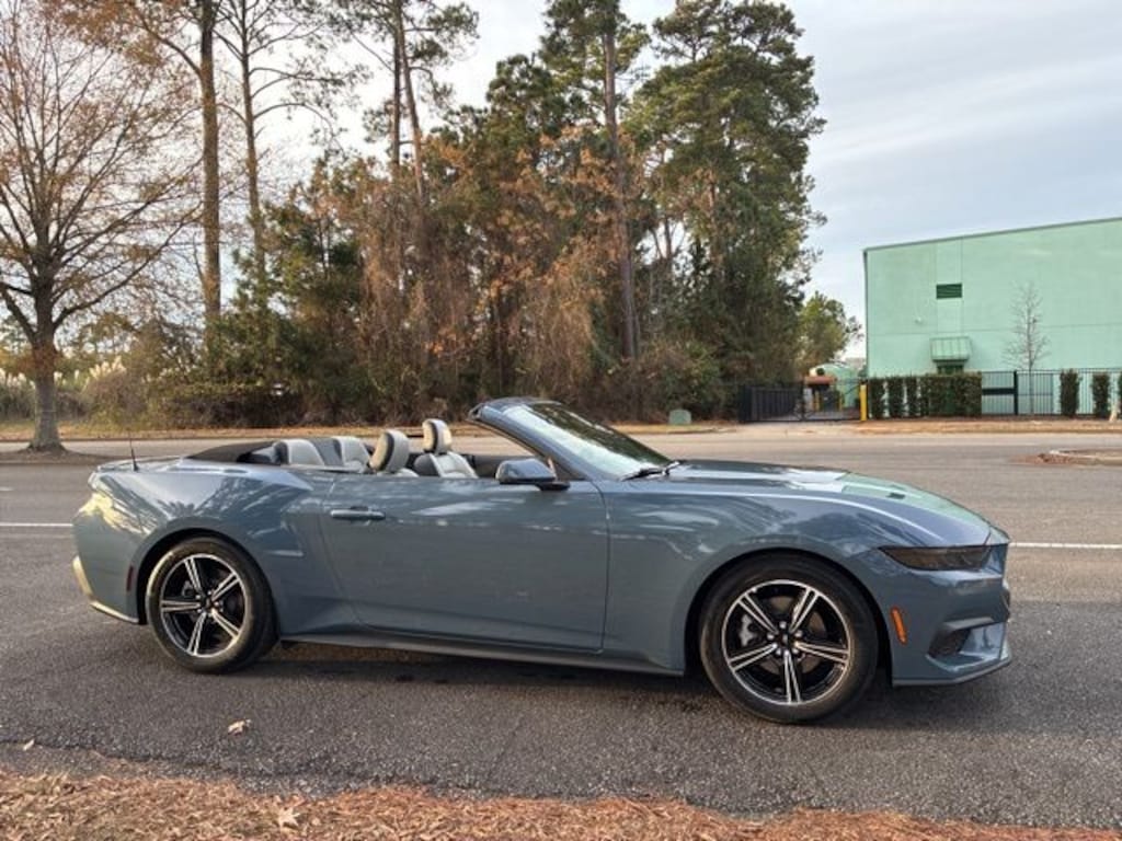 Used 2025 Ford Mustang Convertible