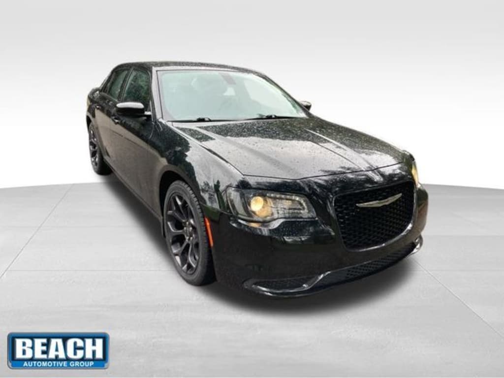 Used 2019 Chrysler 300 Touring Sedan
