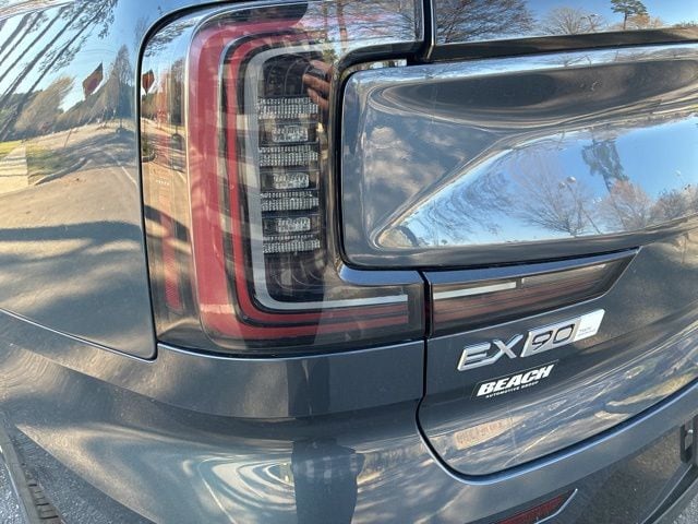 2025 Volvo EX90 Ultra - Photo 14