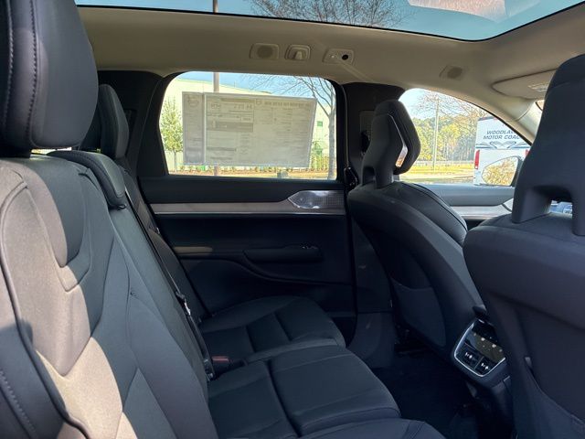 2025 Volvo EX90 Ultra - Photo 24