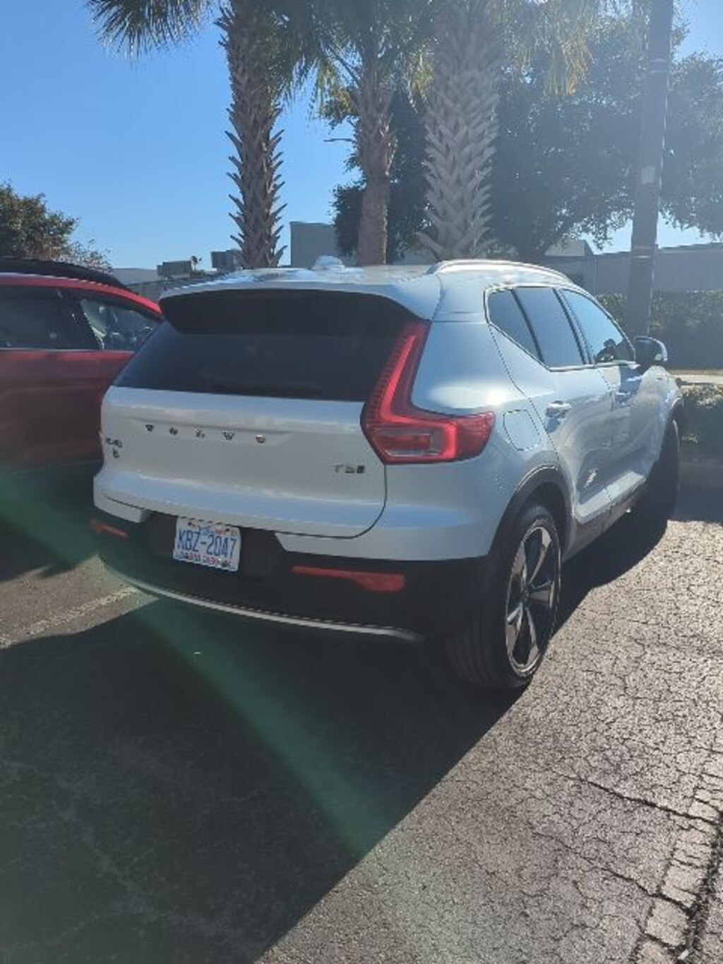 Used 2022 Volvo XC40 T5 AWD Momentum SUV