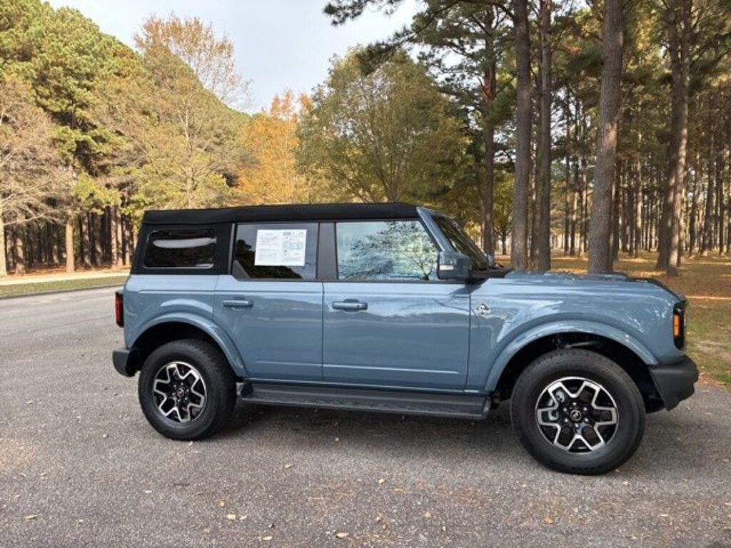 Used 2025 Ford Bronco Outer Banks SUV