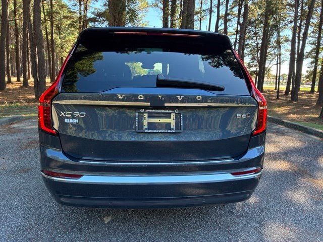 2026 Volvo XC90 Plus - Photo 6