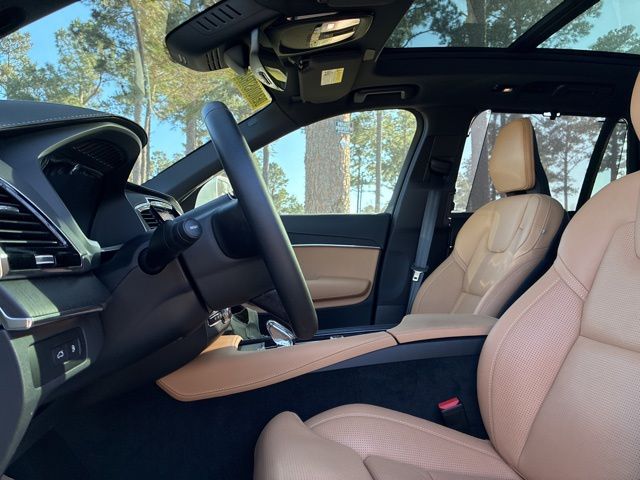 2025 Volvo XC90 Ultra - Photo 21