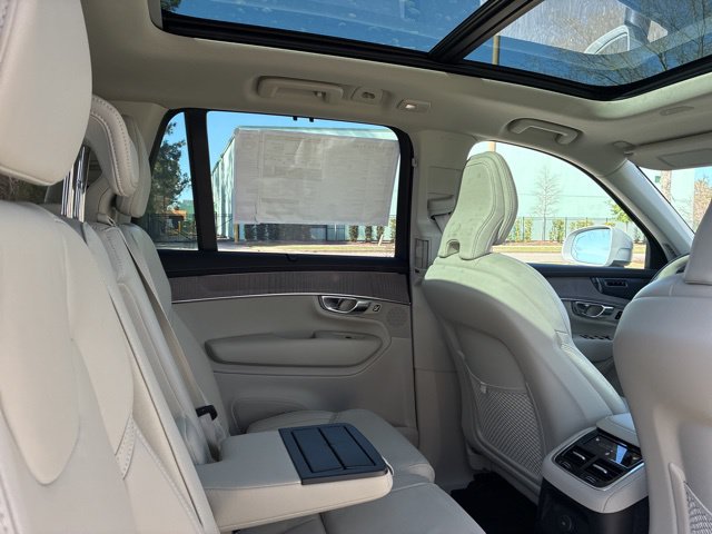 2026 Volvo XC90 Ultra - Photo 23