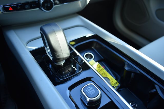 2024 Volvo XC60 Core - Photo 31