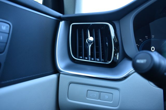 2024 Volvo XC60 Core - Photo 26