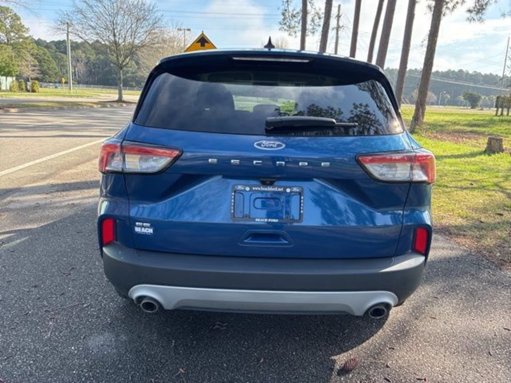 Used 2022 Ford Escape SE SUV