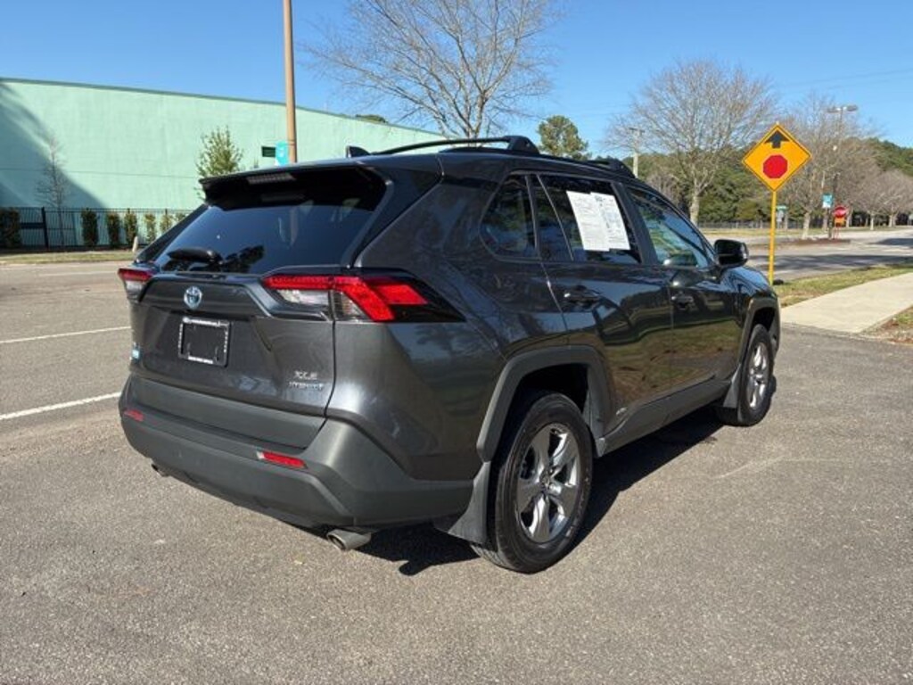 Used 2024 Toyota RAV4 Hybrid XLE SUV