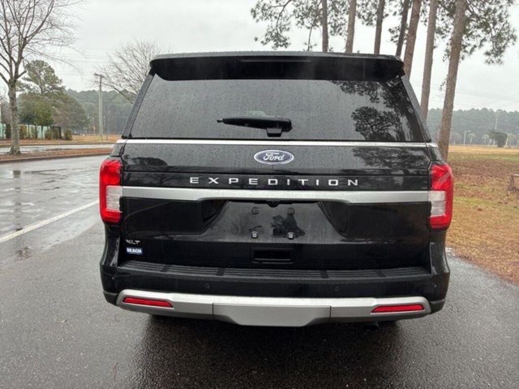 Used 2022 Ford Expedition XLT SUV