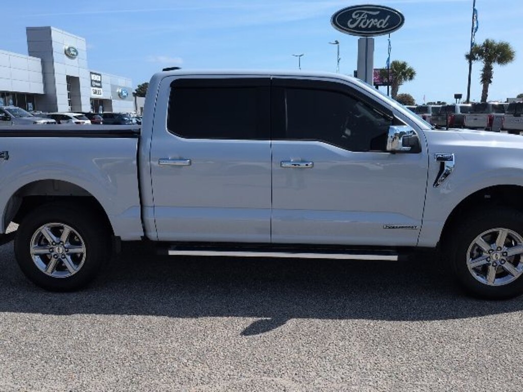 Used 2025 Ford F-150 XLT Truck SuperCrew Cab