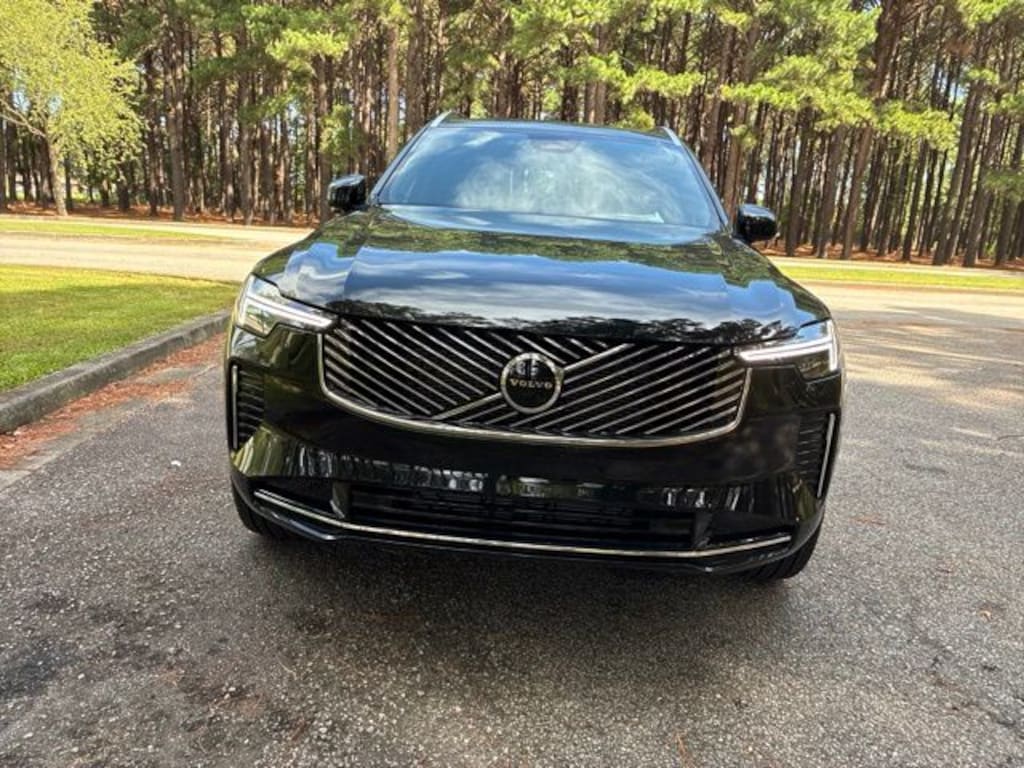 New 2026 Volvo XC90 B5 Core SUV