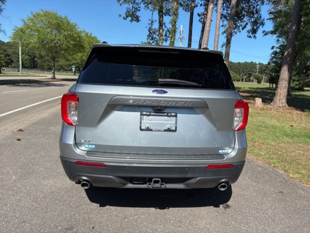 Used 2024 Ford Explorer XLT SUV