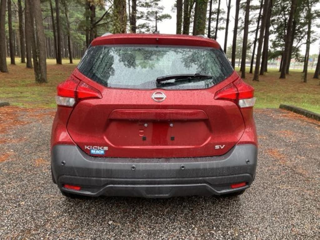 Used 2020 Nissan Kicks SV SUV