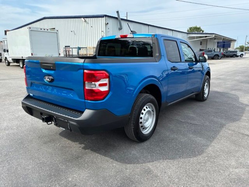 Used 2025 Ford Maverick XL Truck SuperCrew