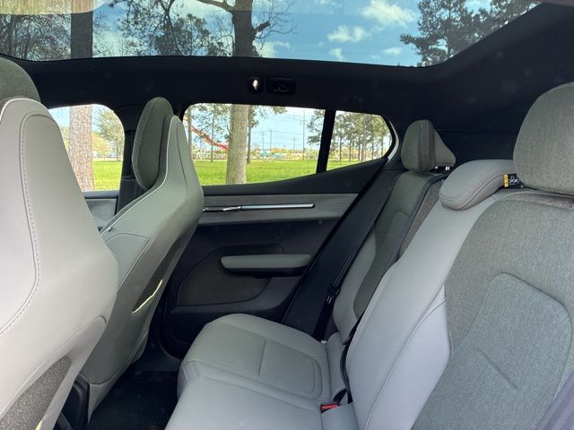 2026 Volvo EX30 Plus - Photo 24
