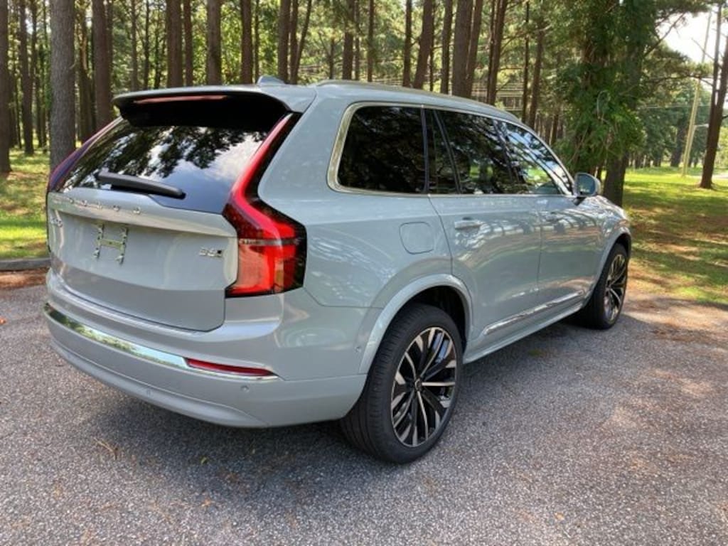 New 2026 Volvo XC90 B6 Plus 7-Seater SUV