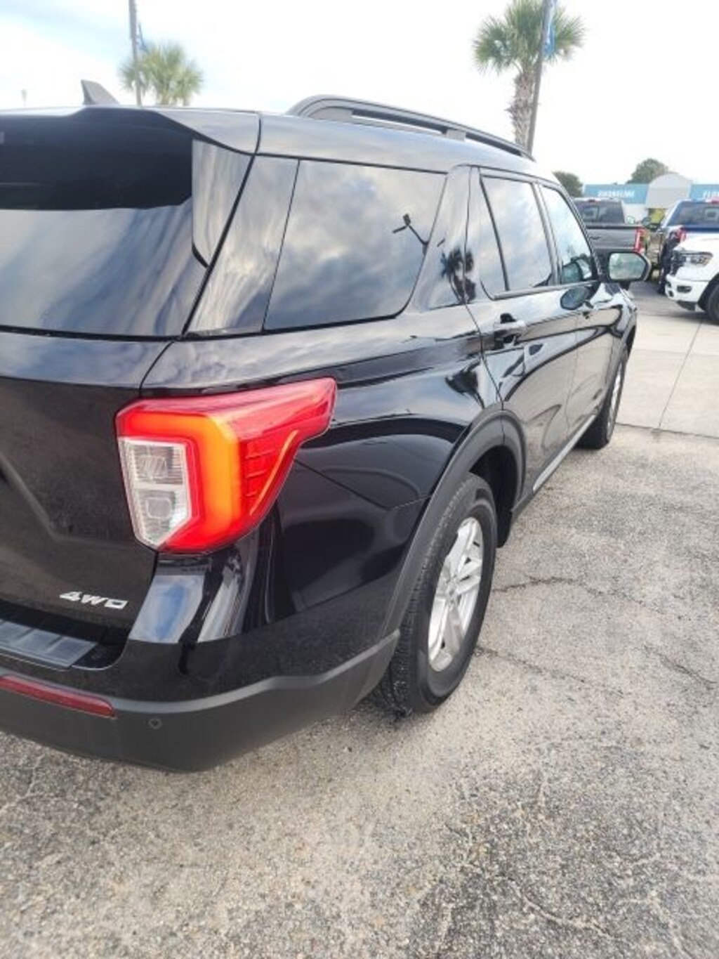 Used 2023 Ford Explorer XLT SUV
